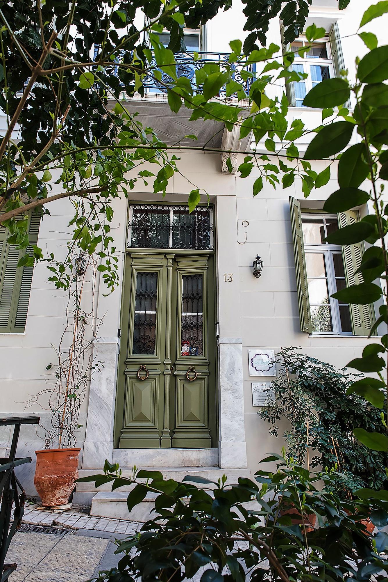 Vista Exterior Athens Quinta - Hostel