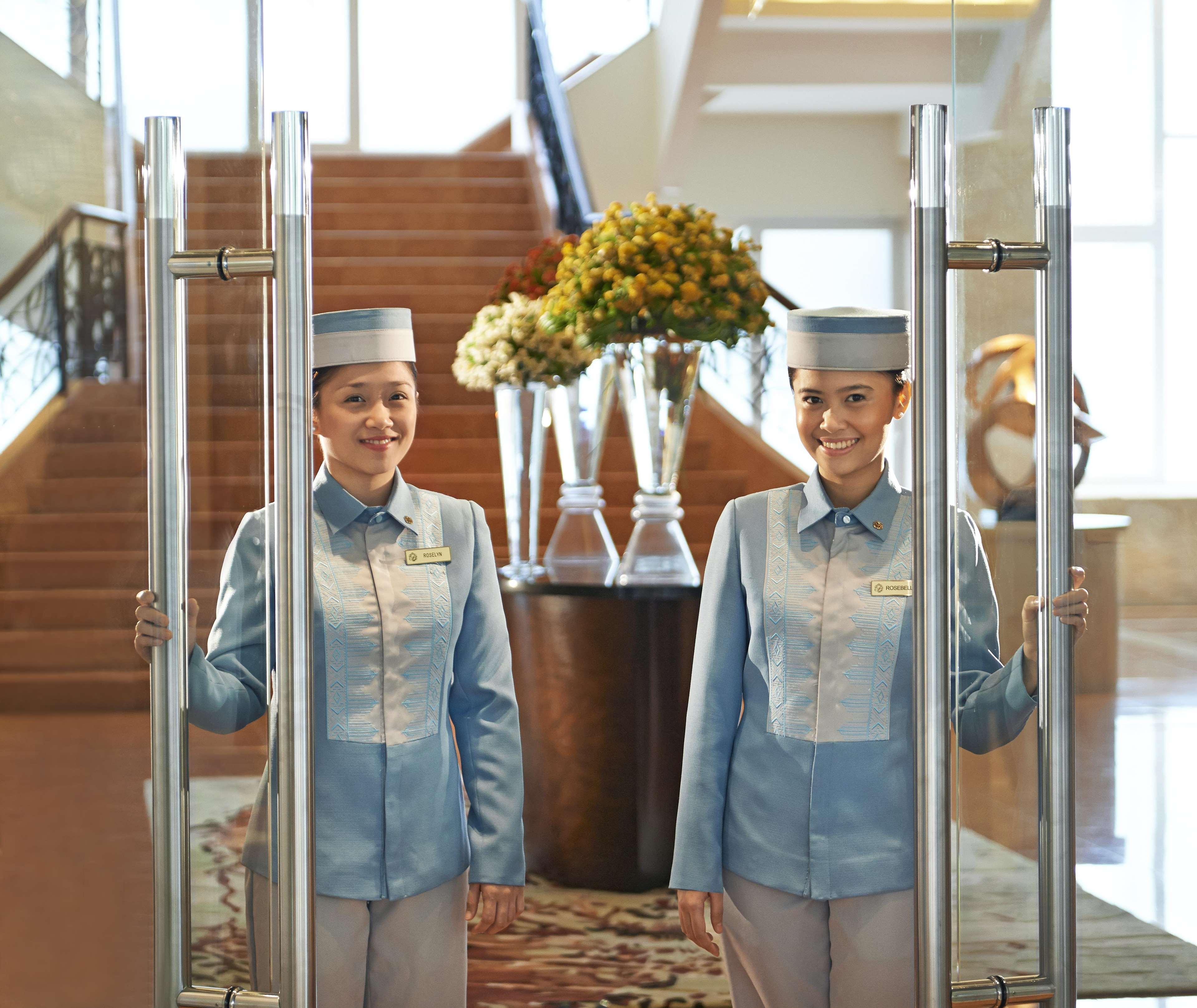Vista Lobby Fairmont Makati