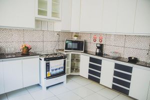 Alquiler Vacacional - Casa Completa com 3 su tes Wi-fi e Smart Lock