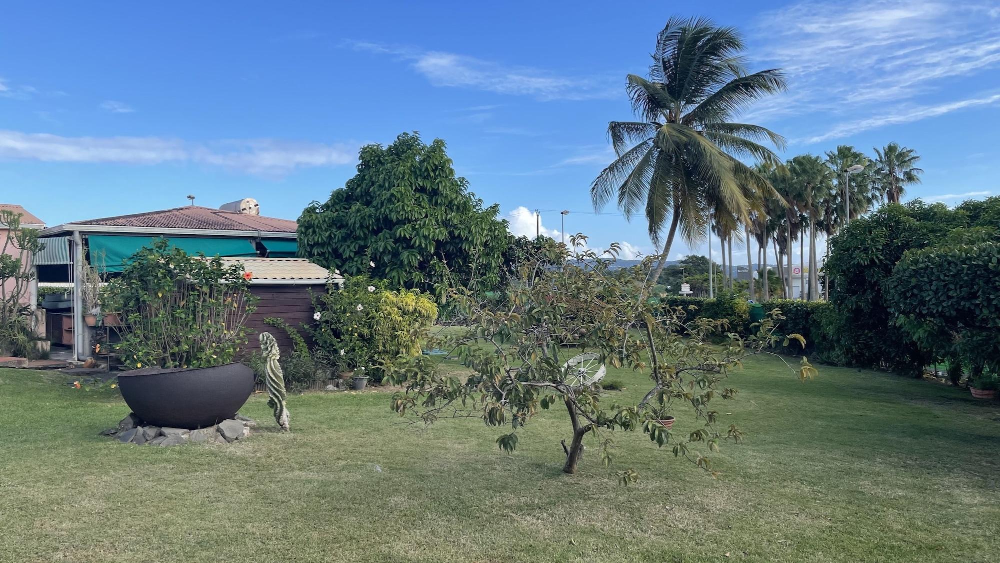 Vista Exterior Airport Hotel