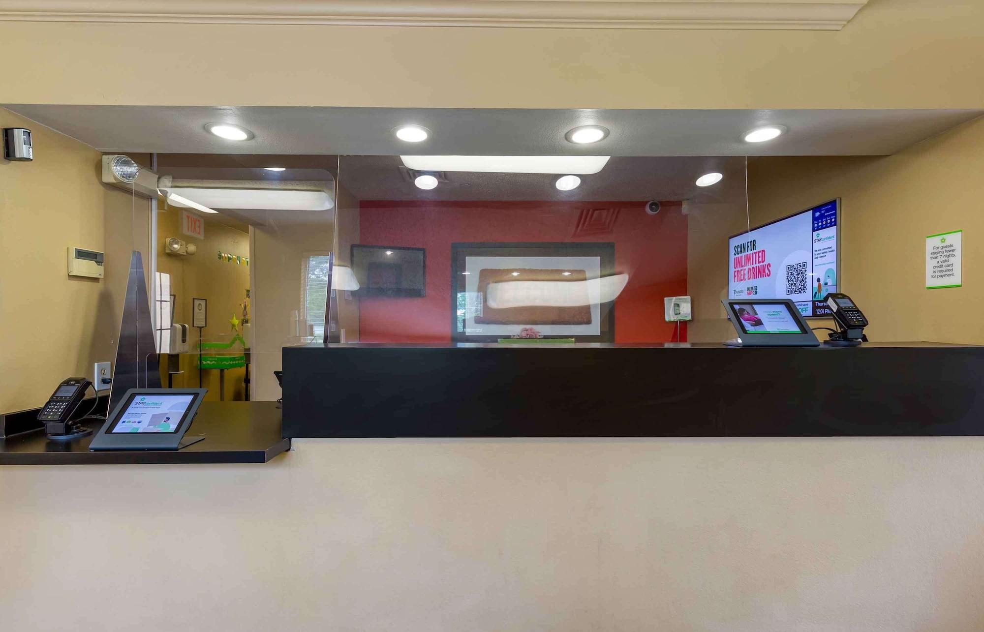 Vista Lobby Extended Stay America Select Suites Baltimore BWI Airport