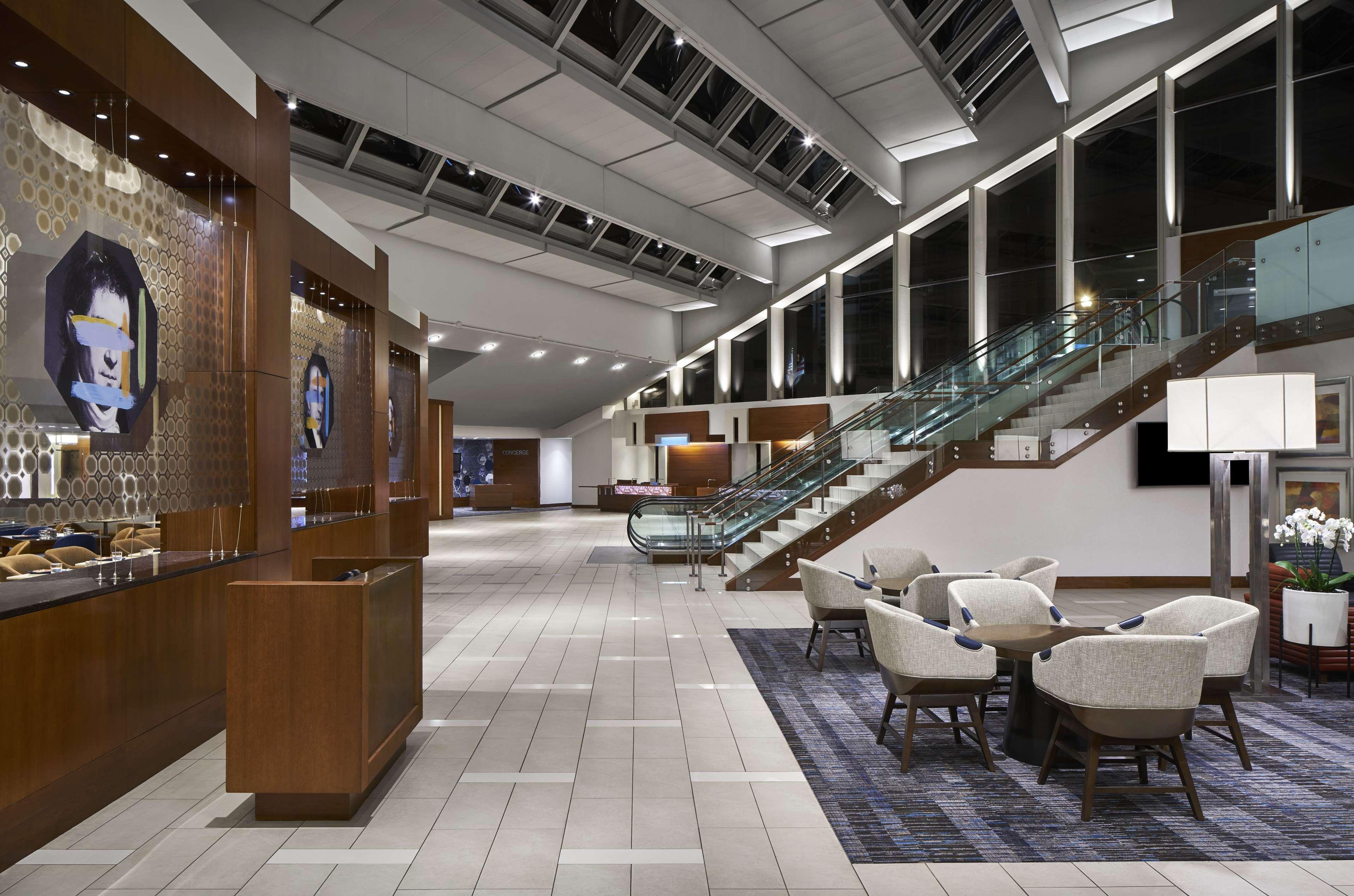 Vista Lobby Hyatt Regency Washington on Capitol Hill