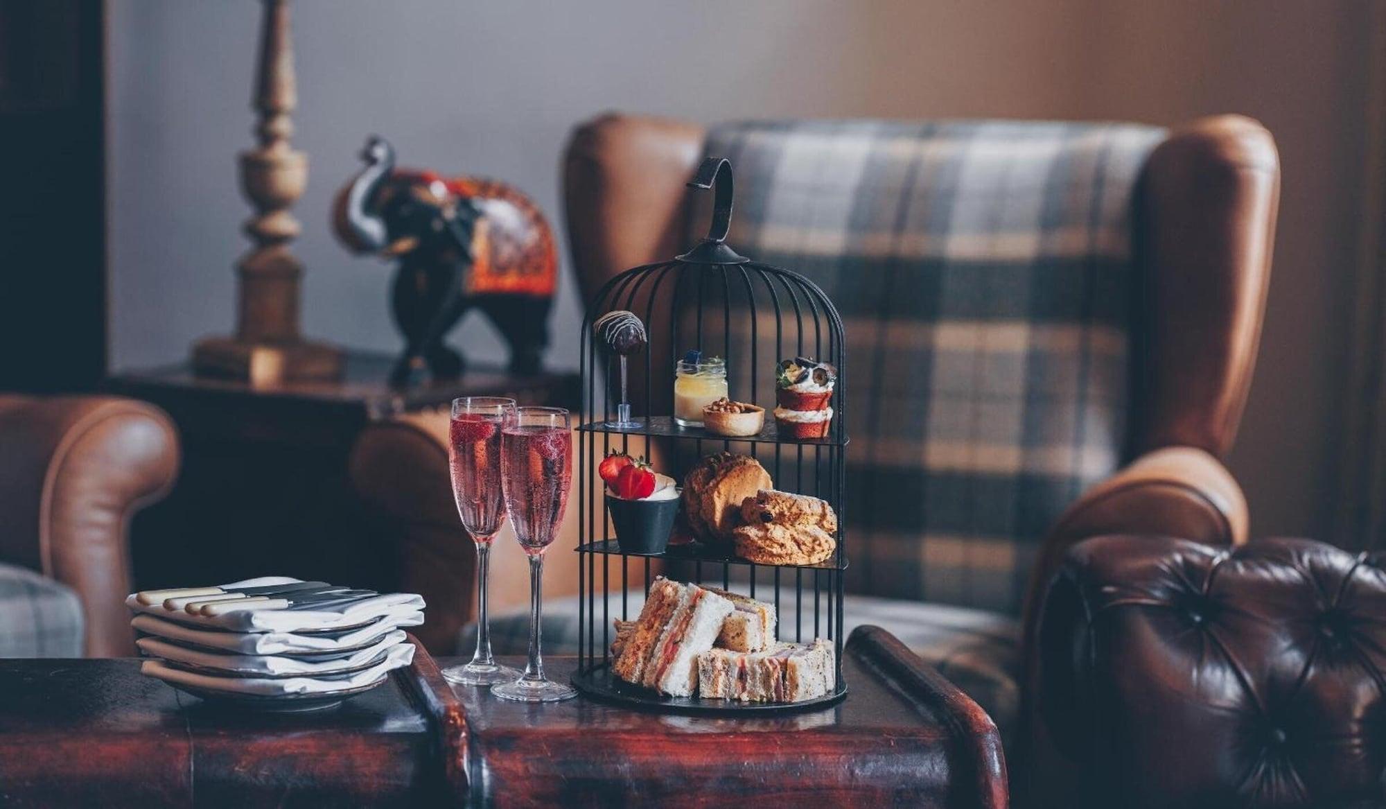 Bar/Salón Elephant Hotel