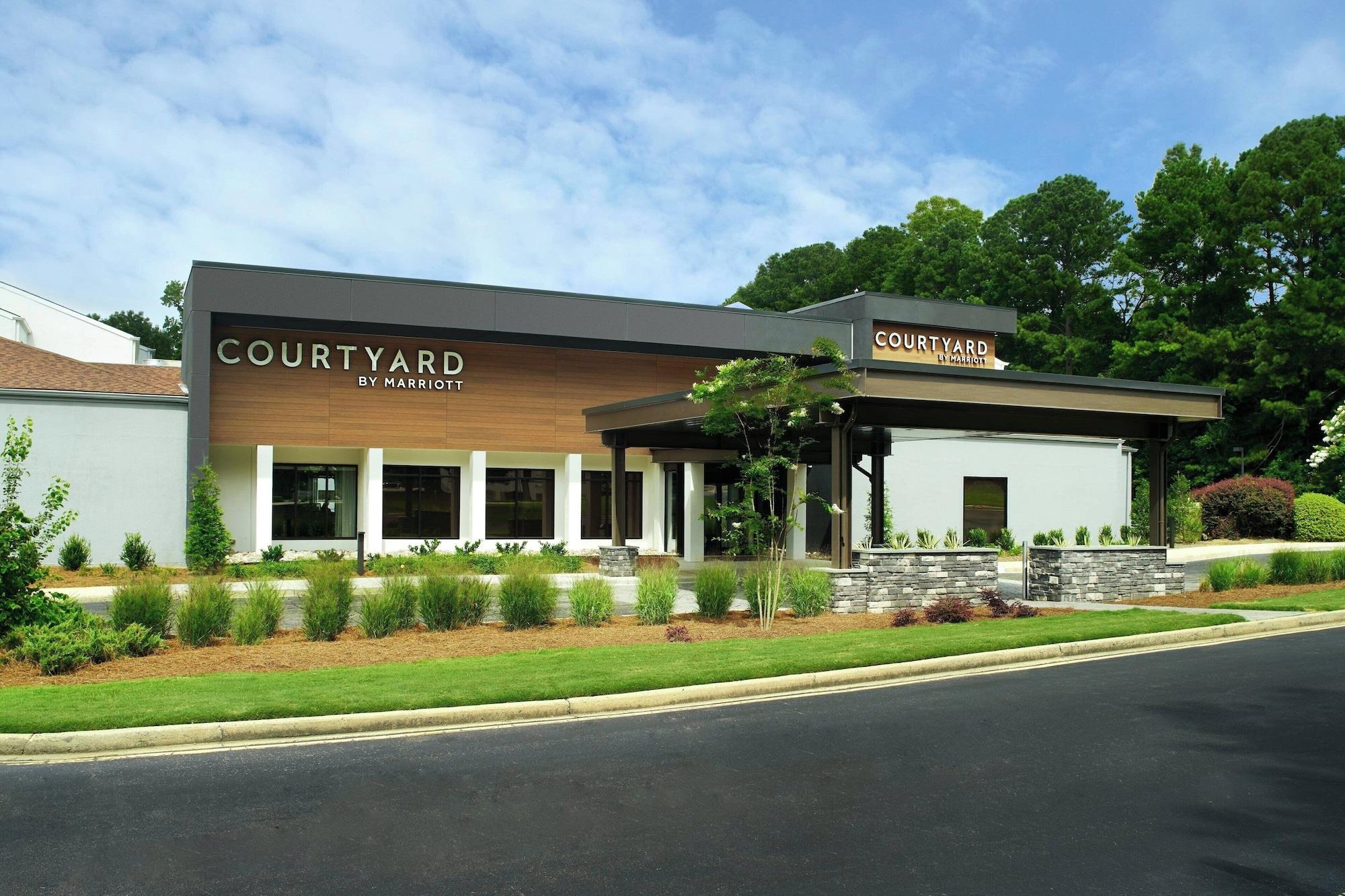 Vista Exterior Courtyard by Marriott Raleigh/Cary