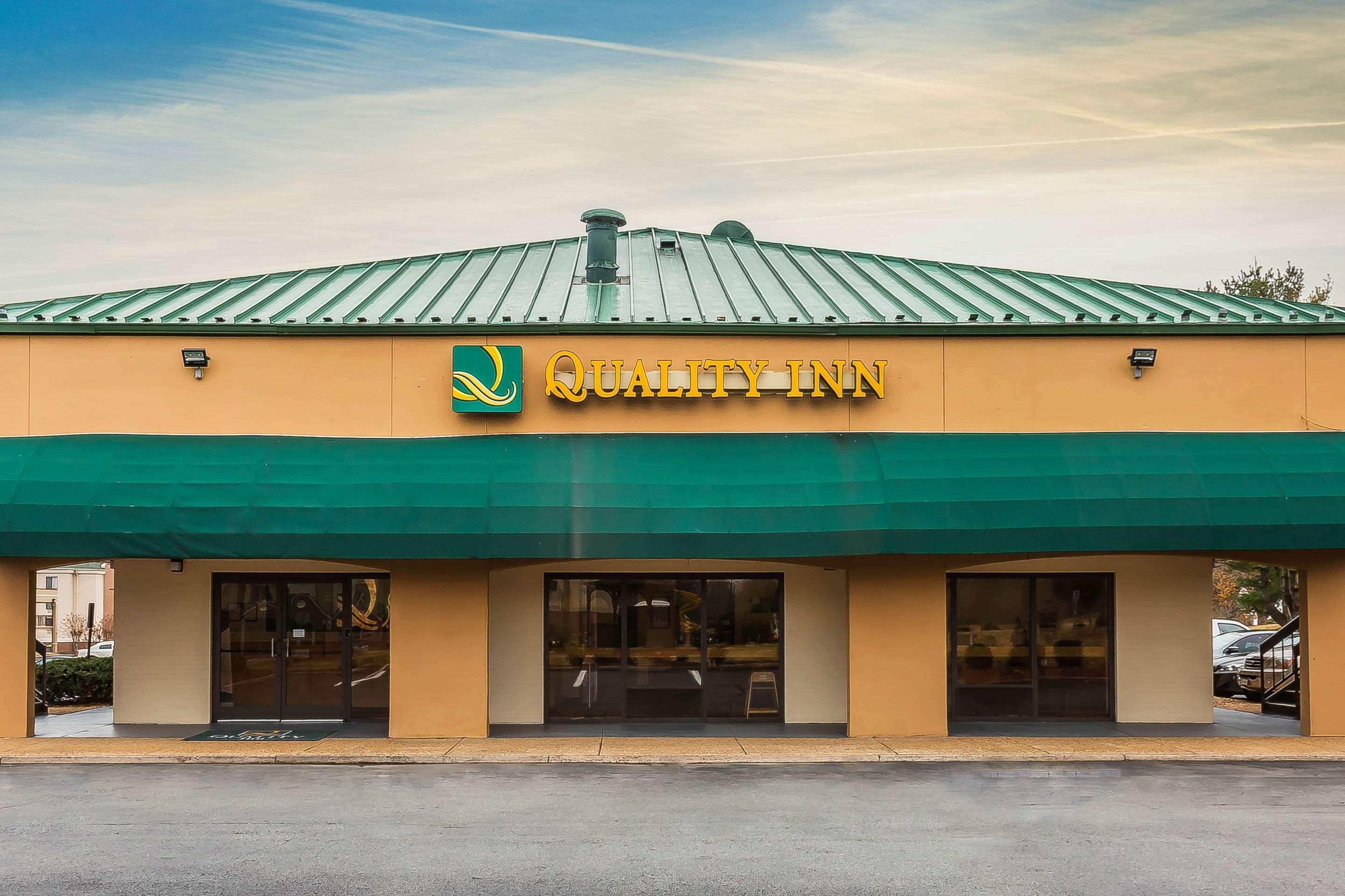 Vista Exterior Quality Inn Culpeper