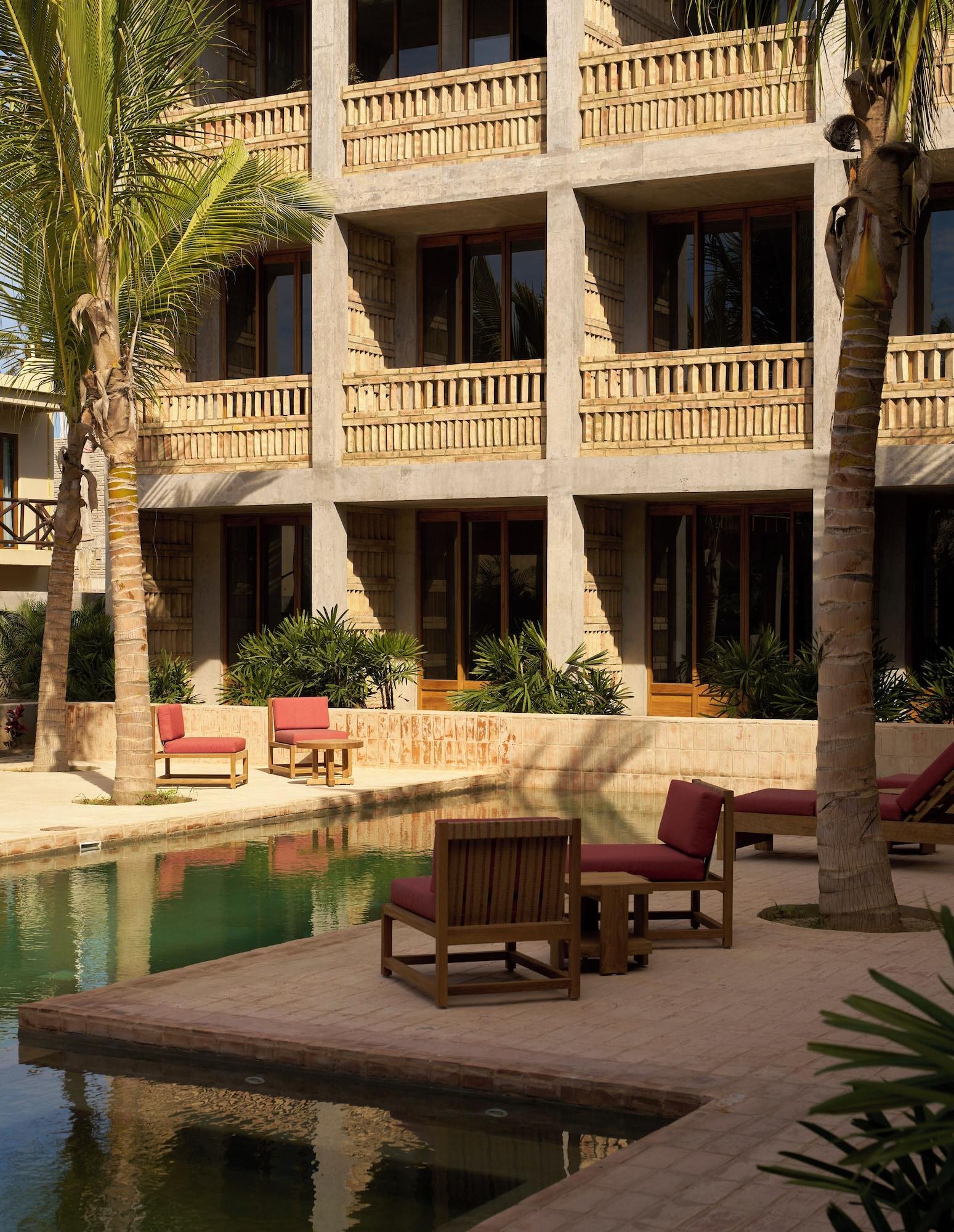Vista Exterior Hotel Humano, a Member of Design Hotels
