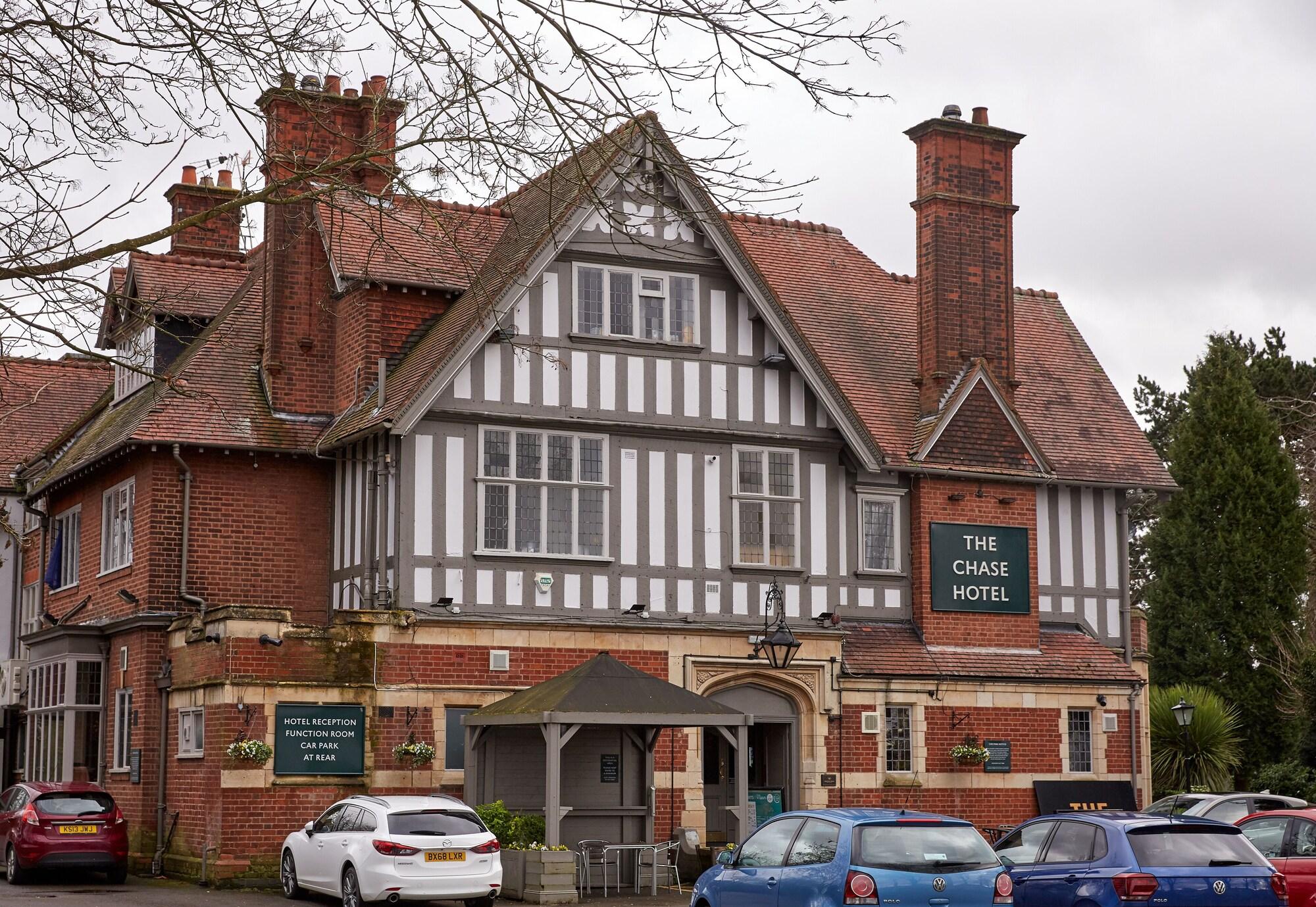 Vista Exterior The Chase Hotel by Greene King Inns