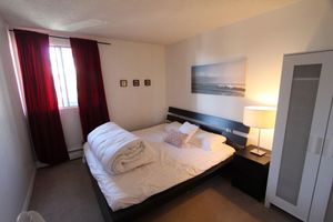 Alquiler Vacacional - YYC IN STYLE - 1 BDRM W/KING BED