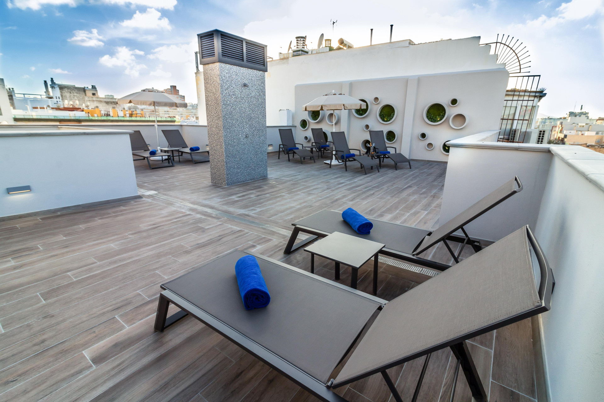 Varios Bex Holiday Homes