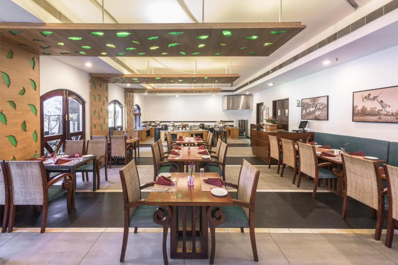 Restaurant Club Mahindra Cherai