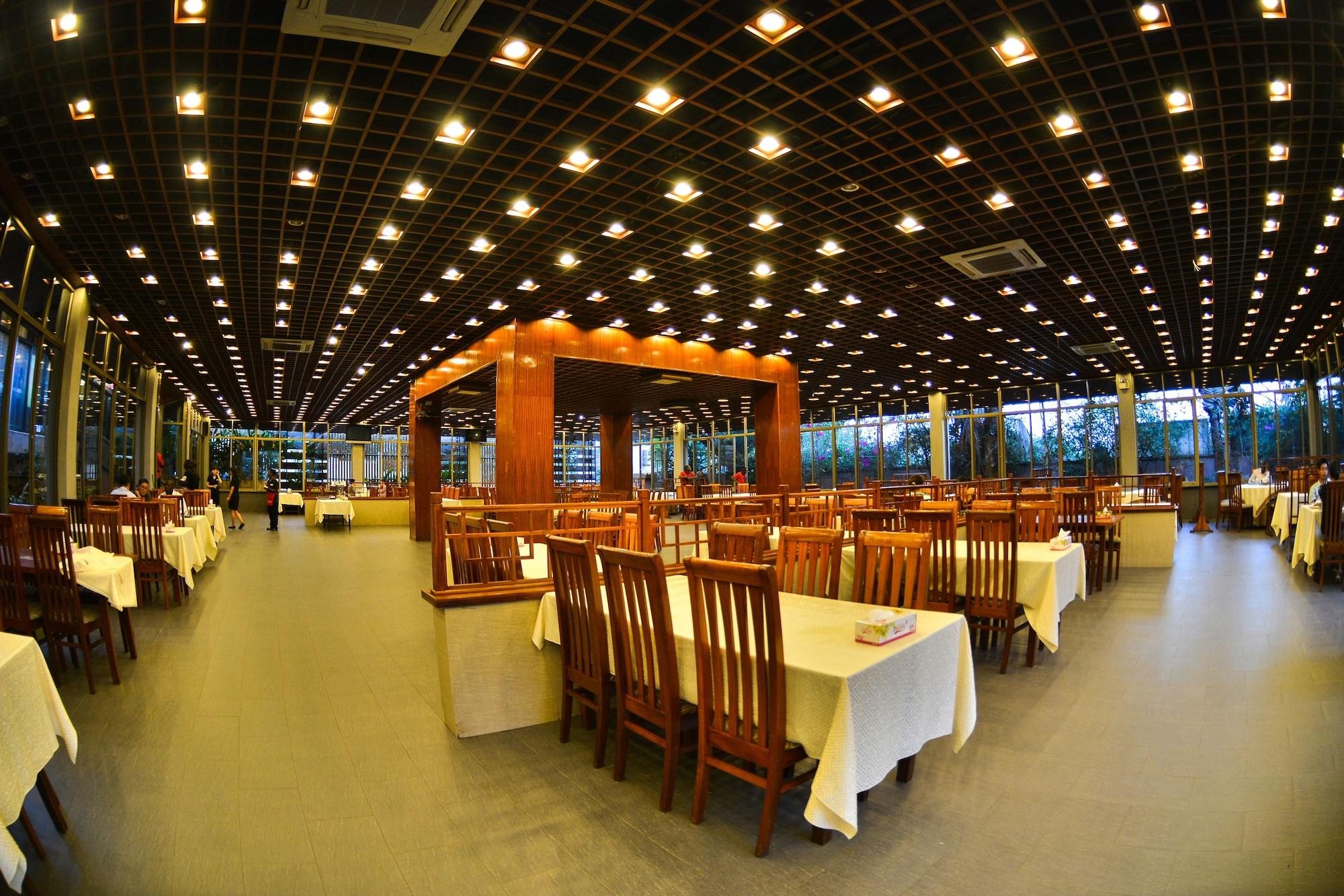 Salón de Baile Arirang Hotel