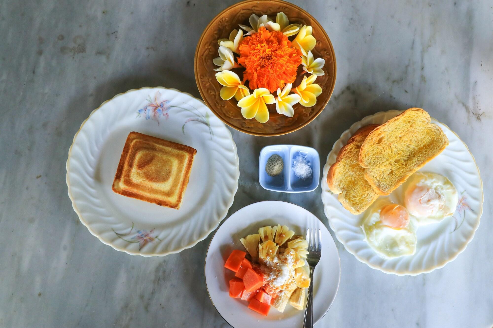 Restaurant Pondok Saraswati Villas Ubud by Zuzu