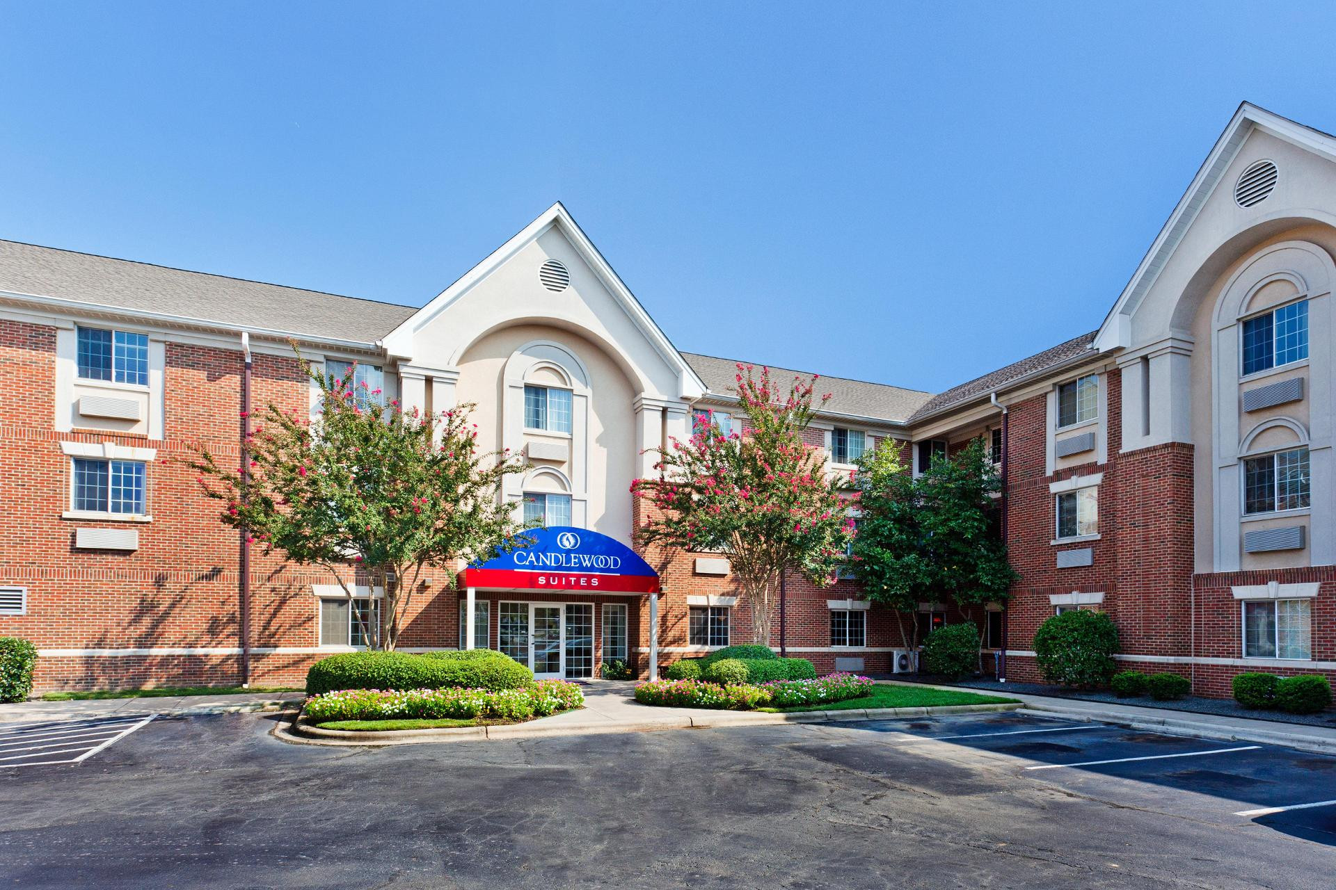 Vista Exterior Sonesta Simply Suites Charlotte University