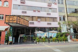 Hospedagens - Qema Lima