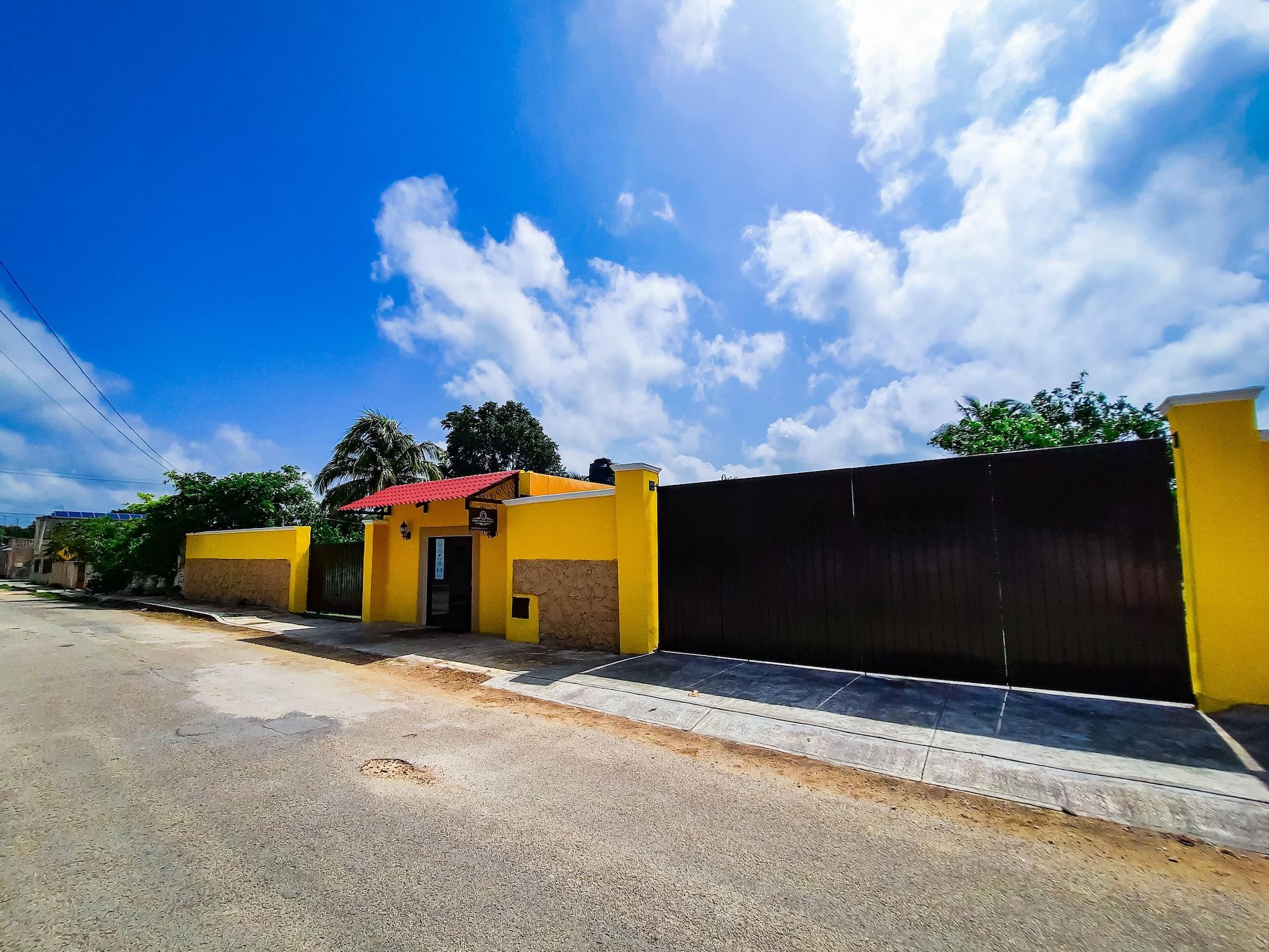 Vista Exterior Hotel Quinta Izamal