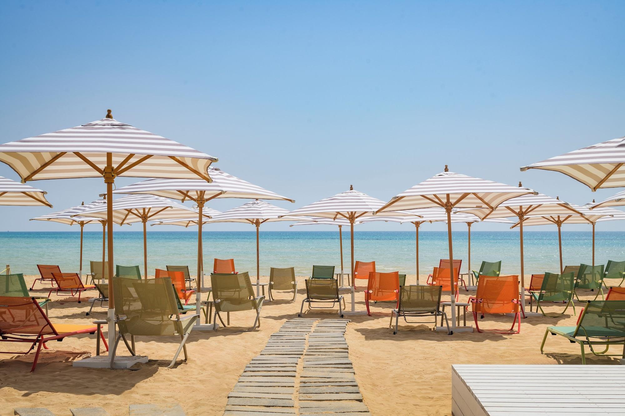 Playa The G Einbay Golf Resort