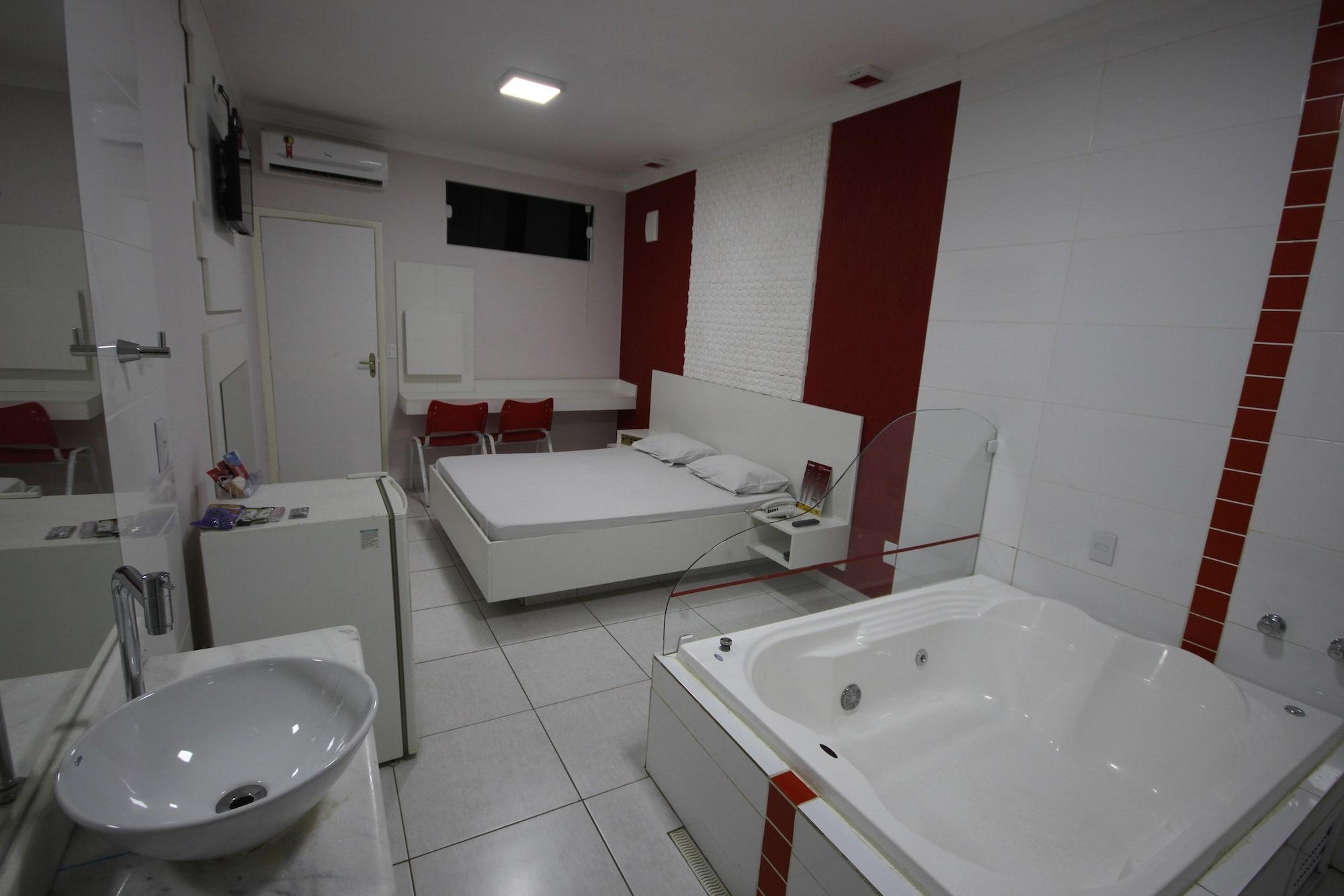 Vista Piscina Rius Motel Limeira - Adults Only