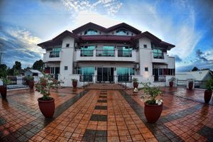 Alojamiento - Ang Tahanan ni Aling Meding Hotel