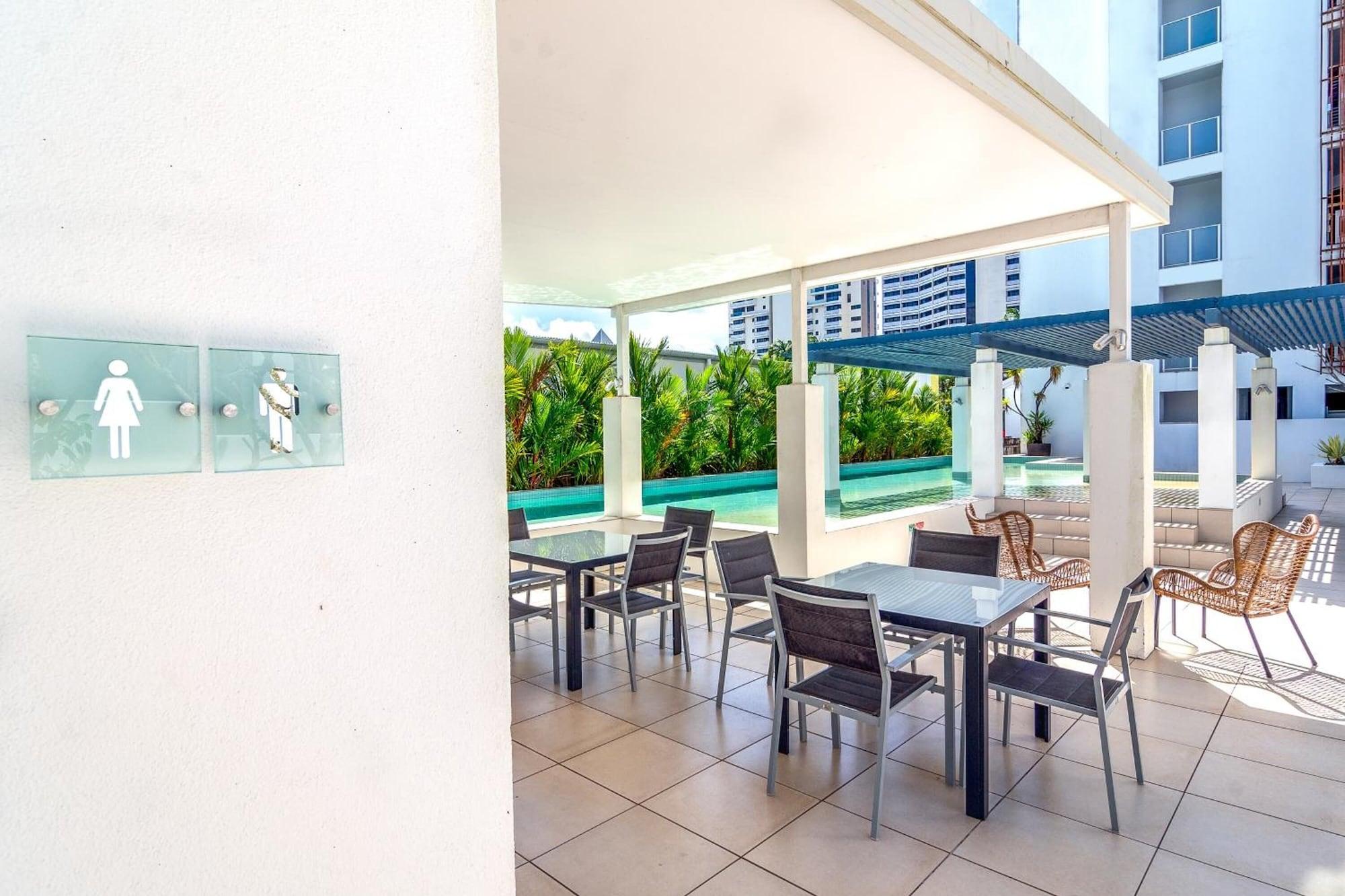 Restaurant 201 Lake Street Apartments