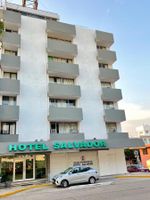 Alojamiento - HOTEL SALVADOR
