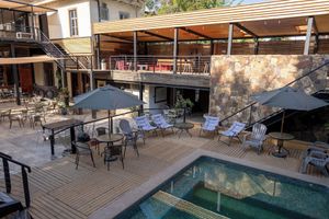 Alojamiento - Happy House Hostel
