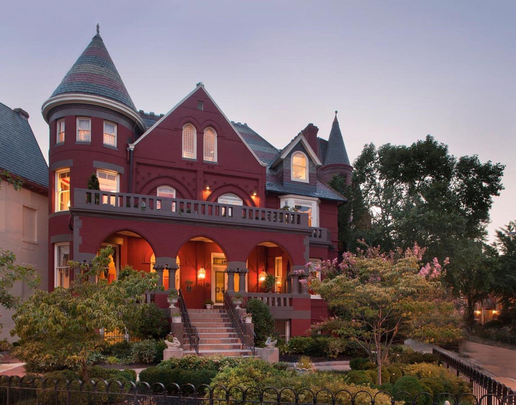 Vista Exterior Swann House Historic Dupont Circle Inn