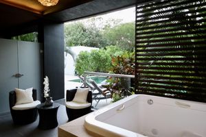 Alquiler Vacacional - Luxury Garden Suite 3BR w/ Pool & Jacuzzi 04AB