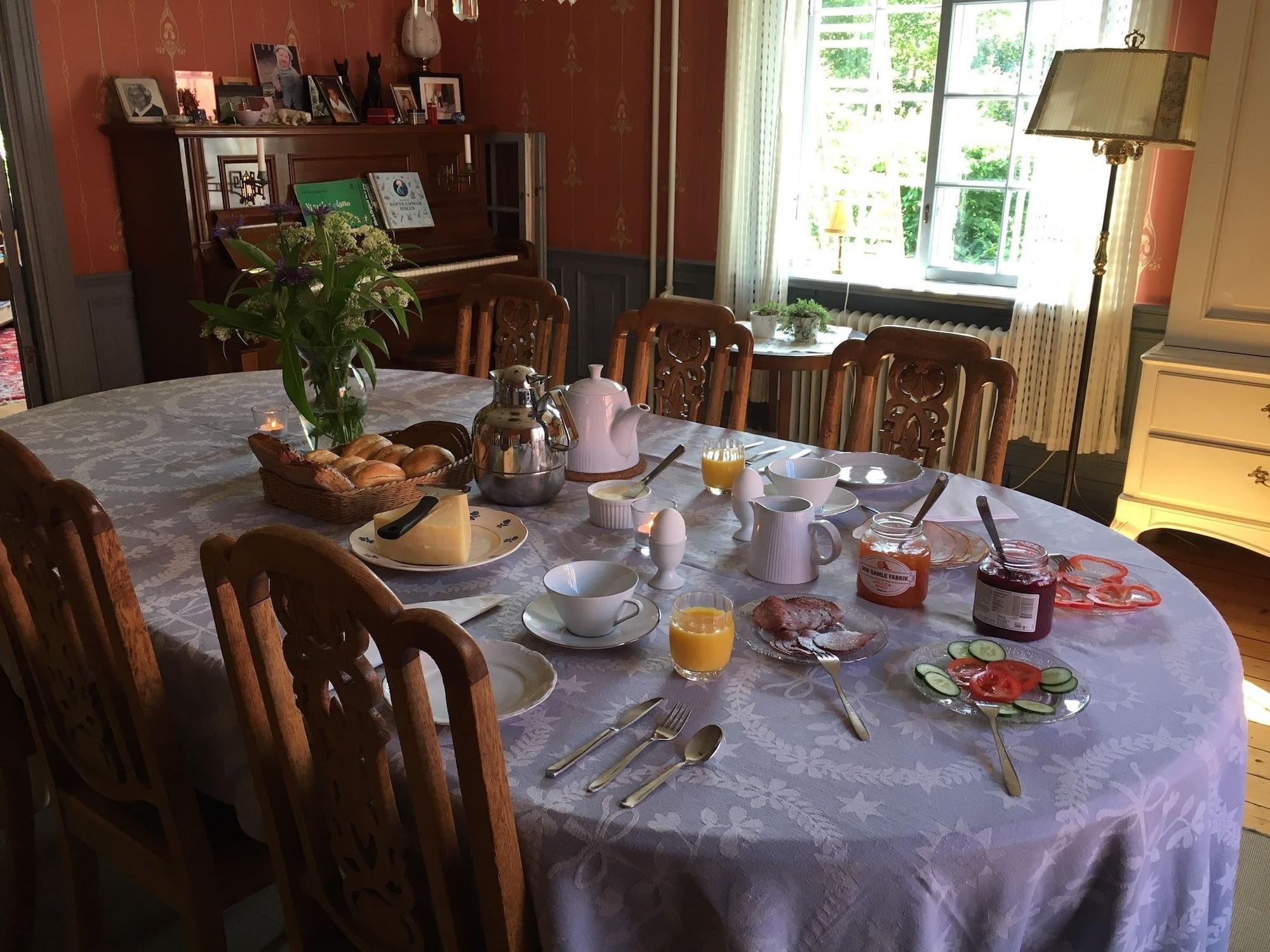 Restaurant Varmdovagen B&B Cottage