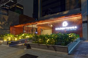 Alojamiento - Golden Tower Express Nacoes  Unidas