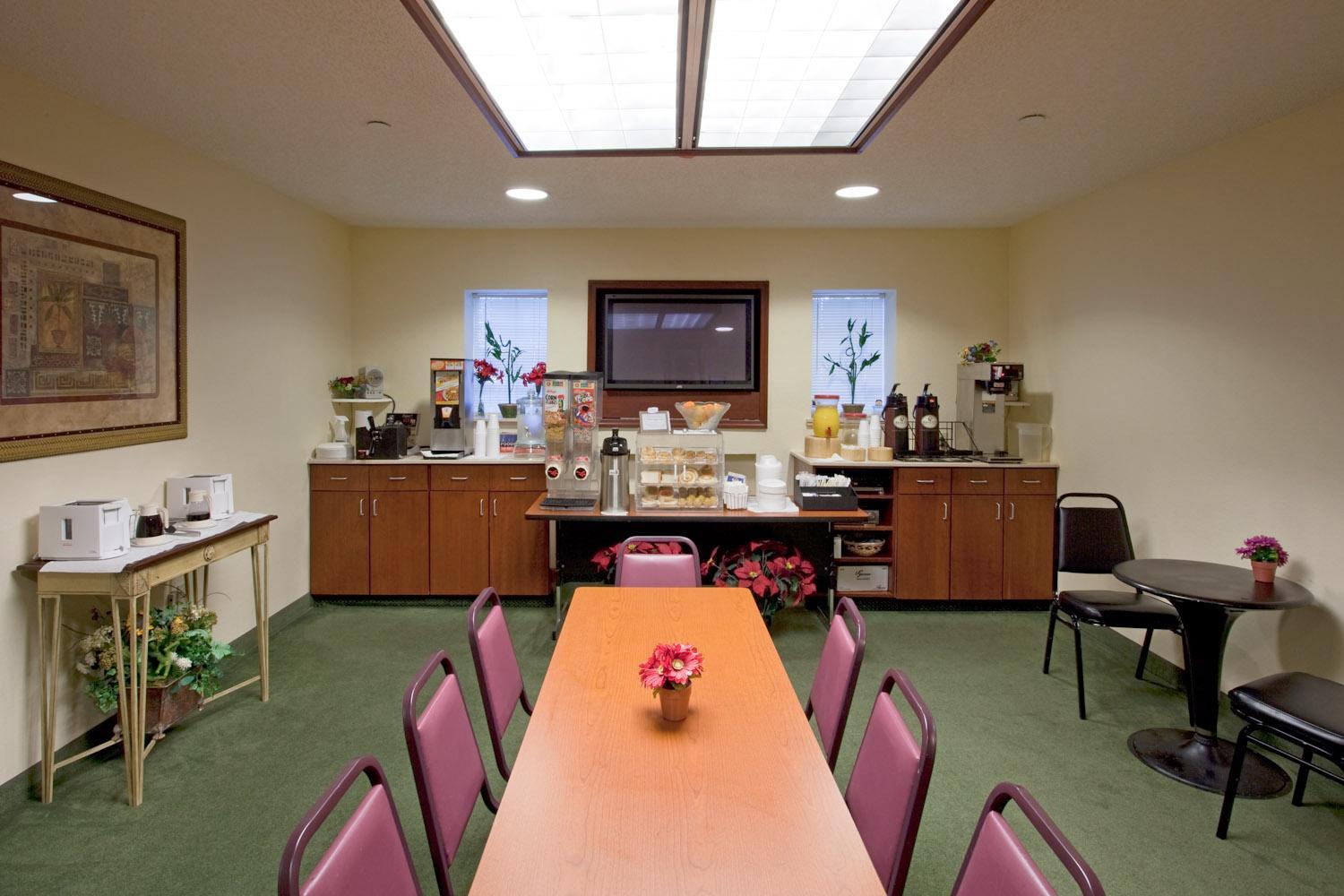 Restaurant Candlewood Suites Lake Mary by IHG