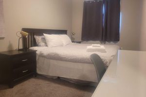 undefined - Executive 3-Bedroom Townhouse Condo with 3 Ensuites