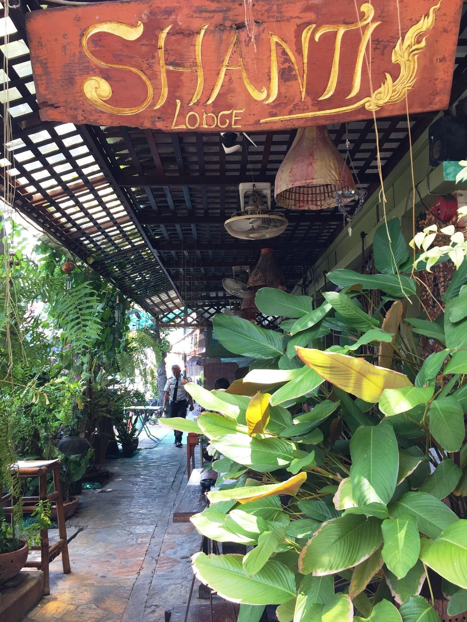 Vista Exterior Shanti Lodge Bangkok