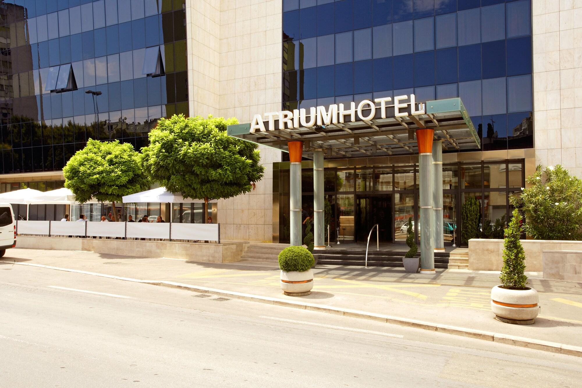 Vista Exterior Atrium Hotel
