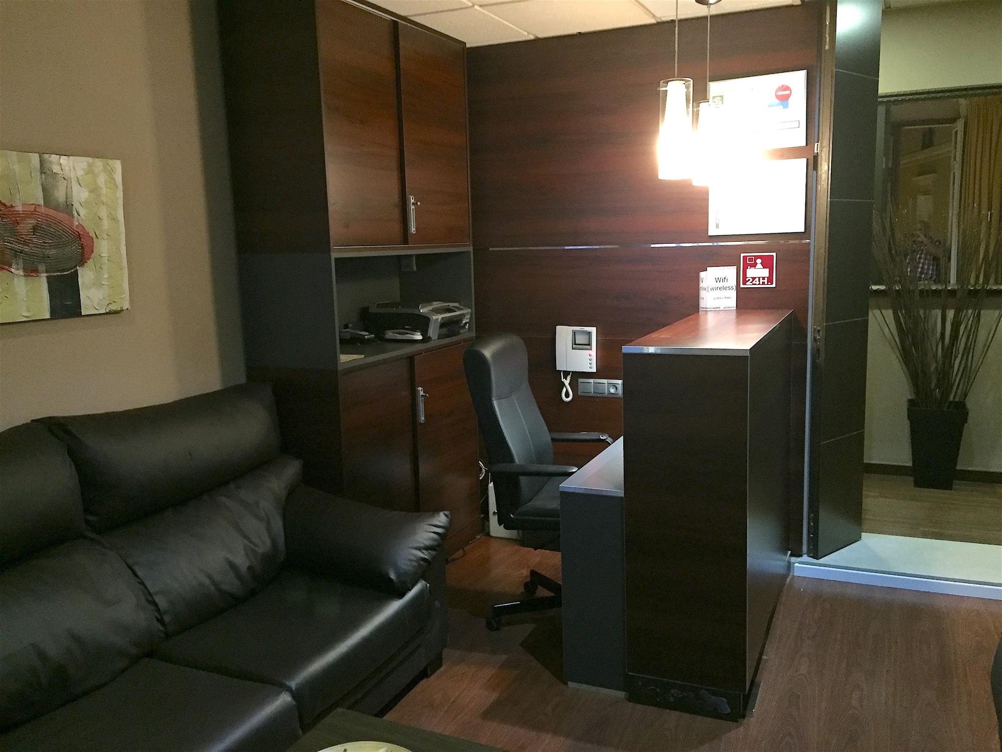 Vista Lobby Hostal Larios