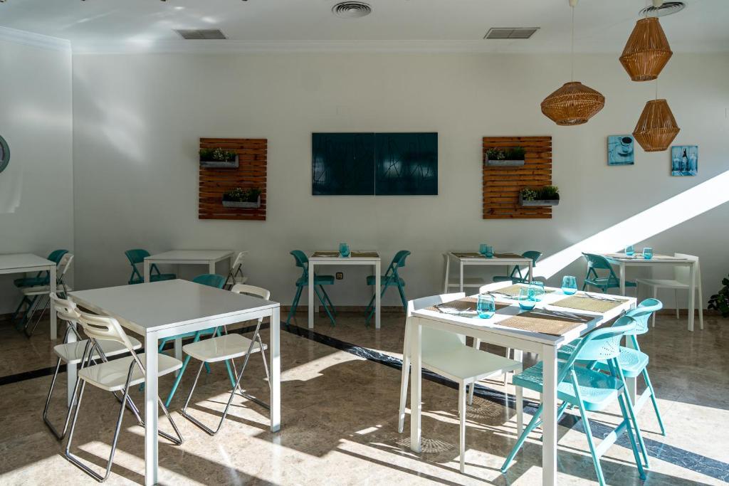 Bar/Salón Checkin Valencia Ciscar