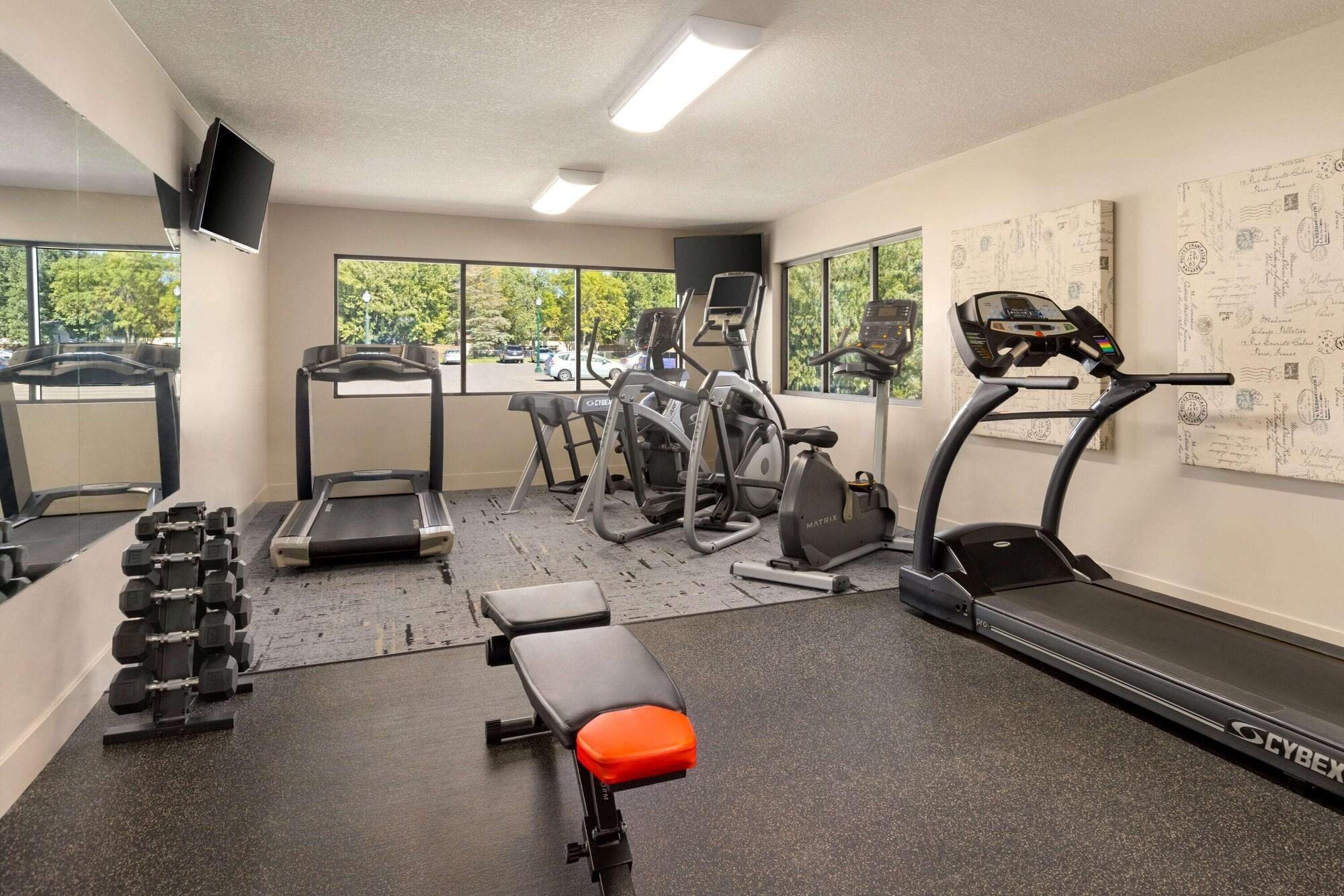 Gimnasio Baymont by Wyndham Owatonna