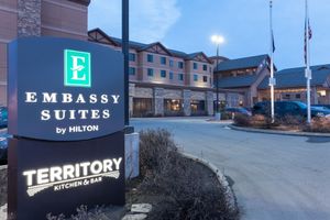Alojamiento - Embassy Suites Anchorage