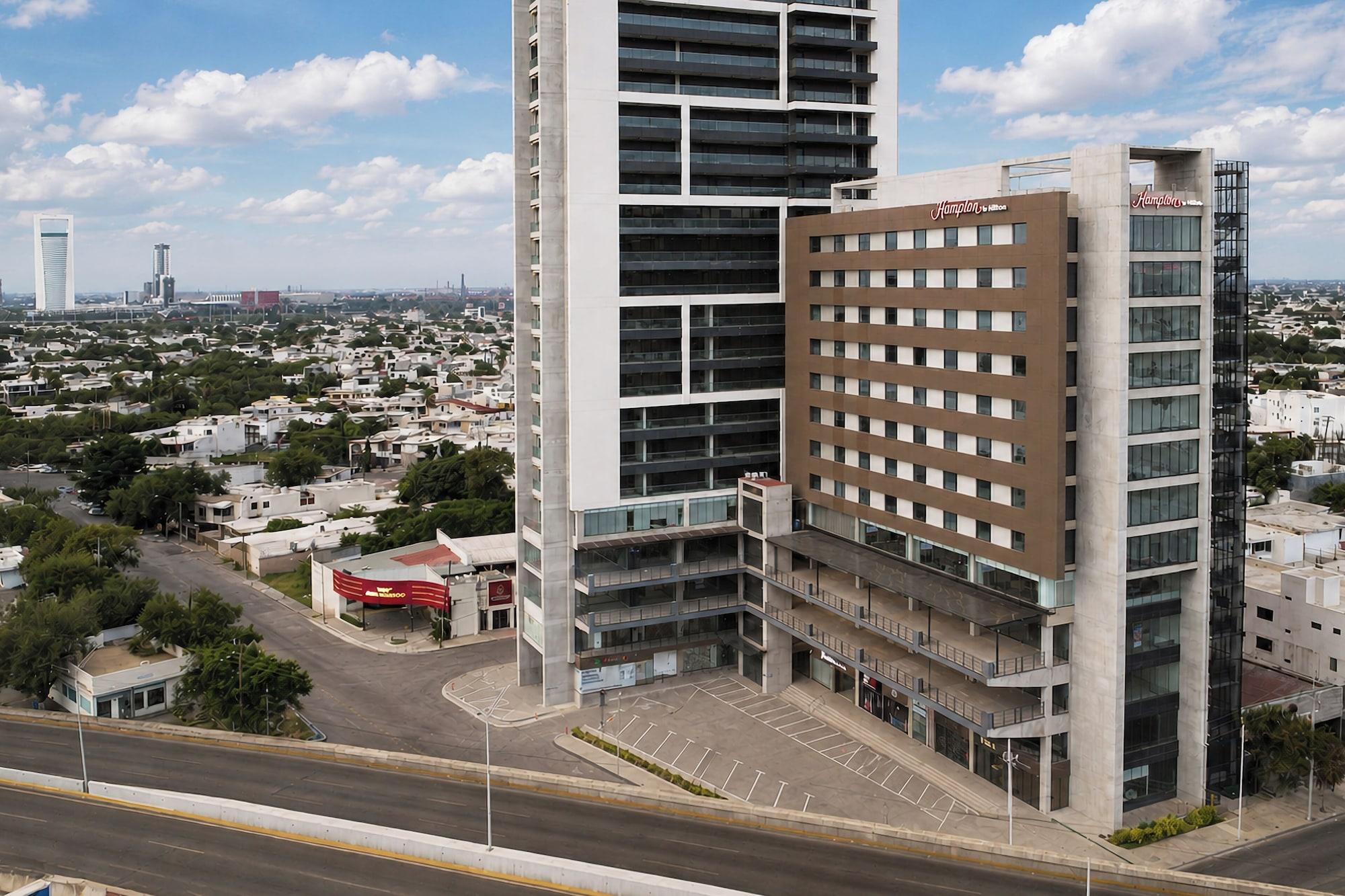 Vista Exterior Hampton by Hilton Monterrey Tecnologico, MX