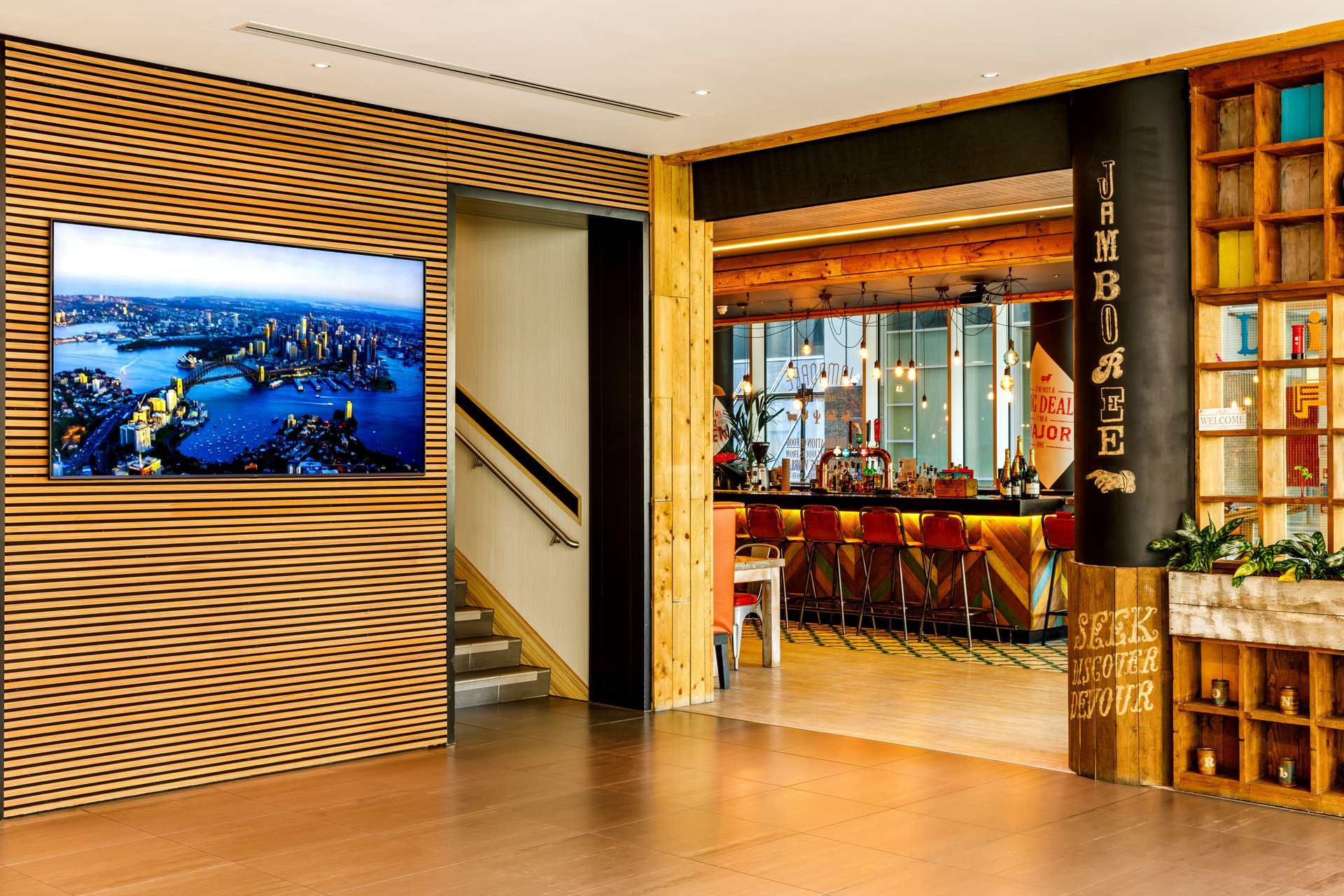 Vista Lobby Novotel London Blackfriars