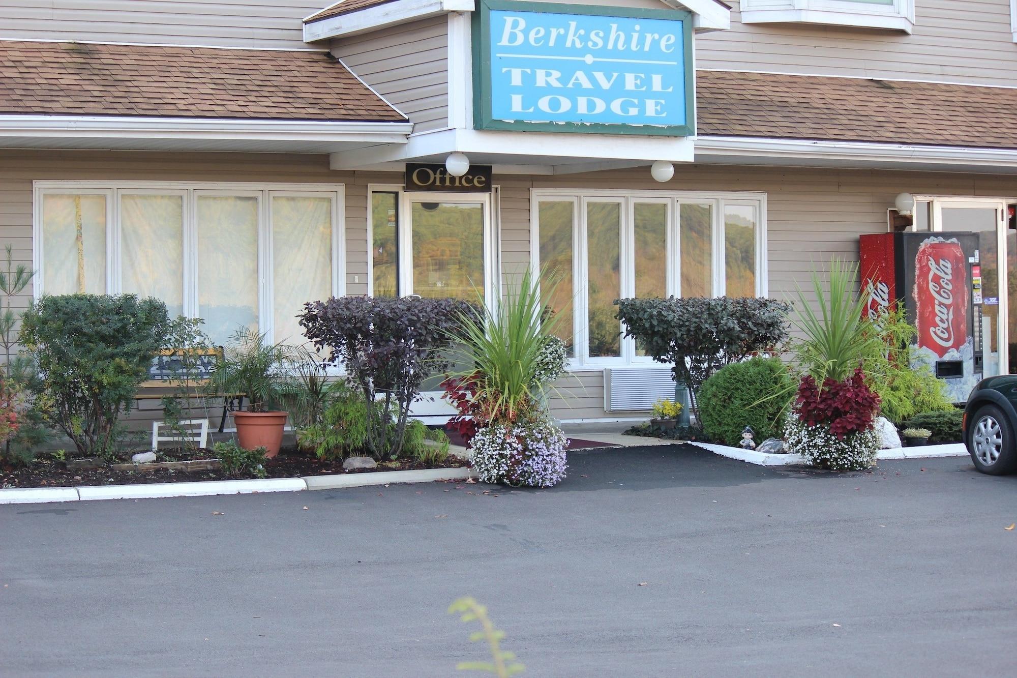 Vista Exterior Berkshire Travel Lodge