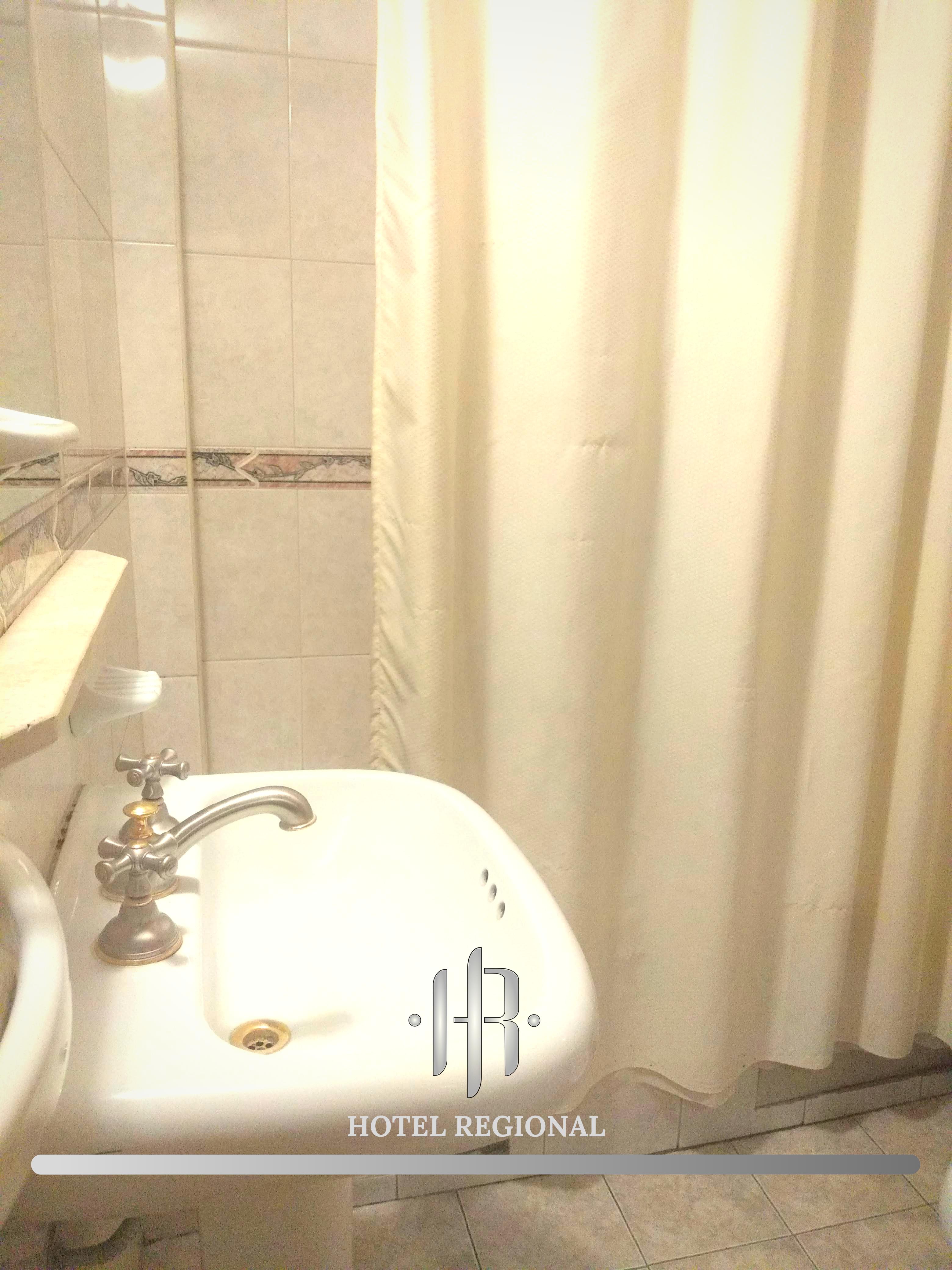 Baño Hotel Regional