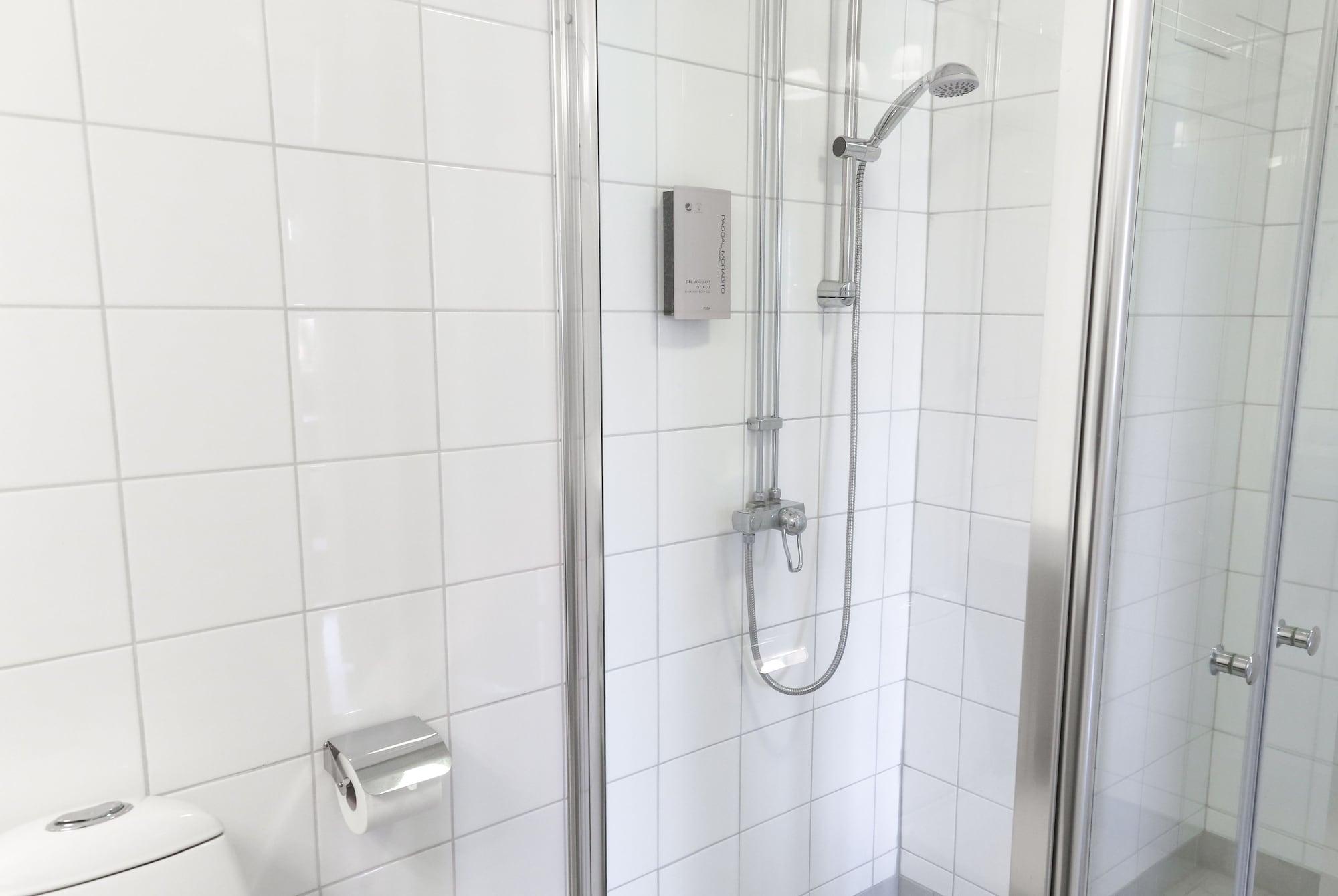 Equipamiento de Habitación Hotel Tornet