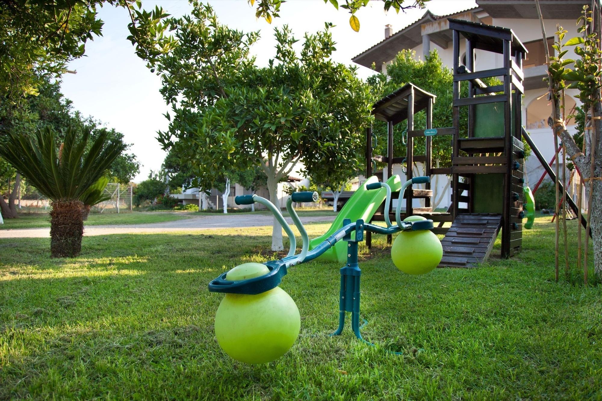 Instalaciones Recreativas Akroyali Hotel & Villas
