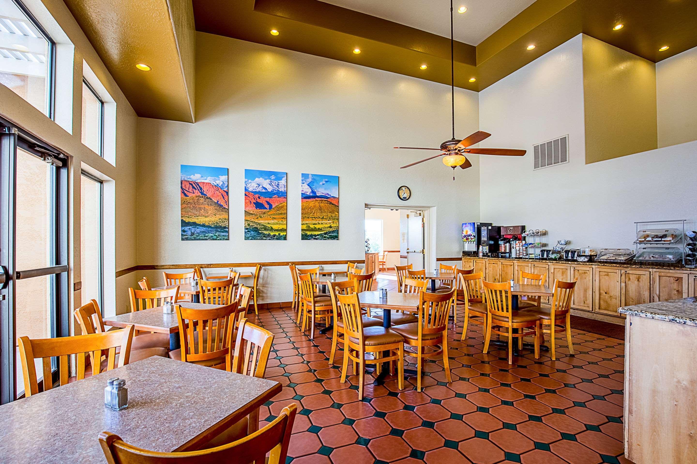 Restaurant Clarion Suites St George - Convention Center Area