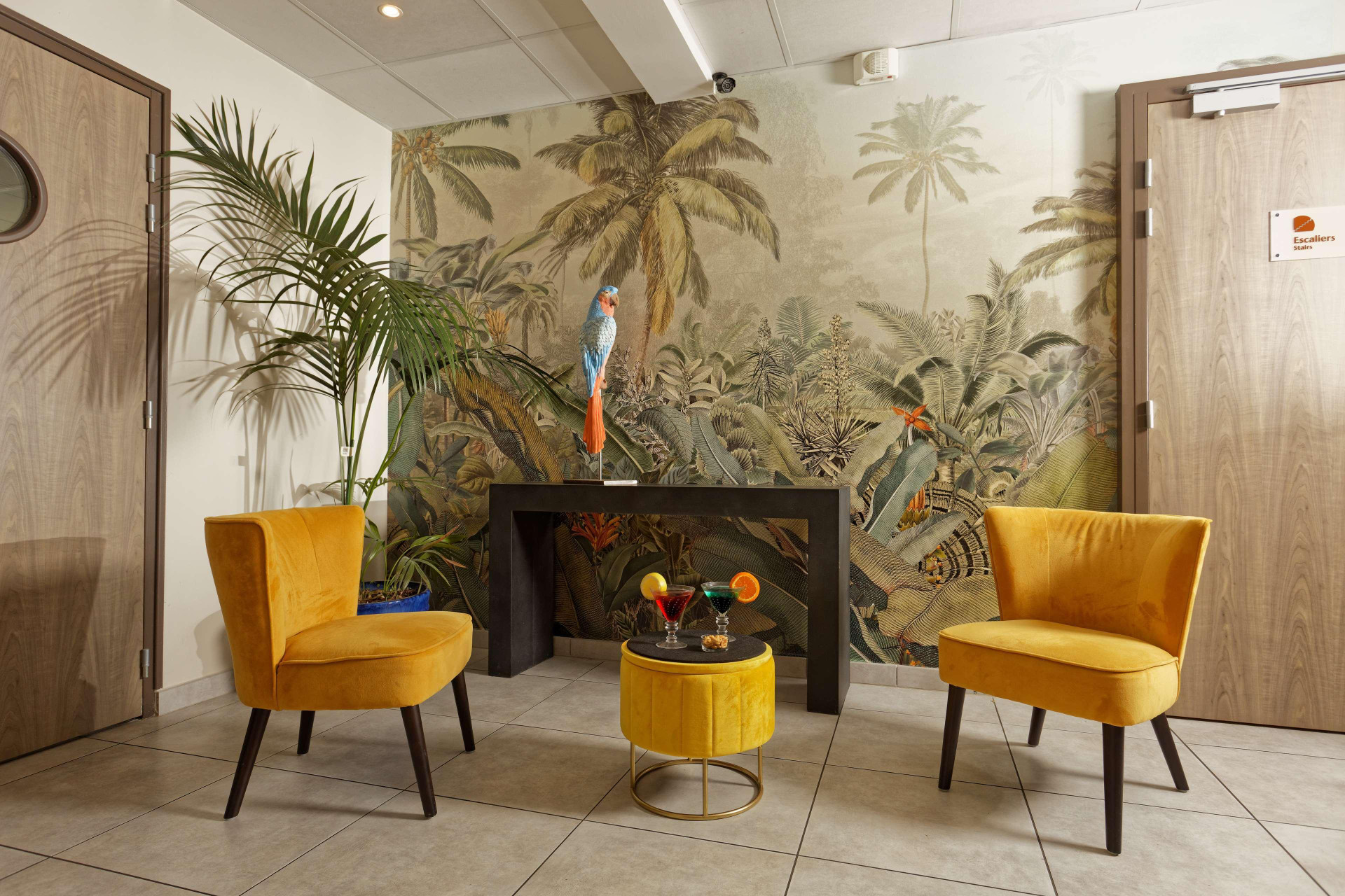 Vista Lobby Kyriad Perpignan Sud