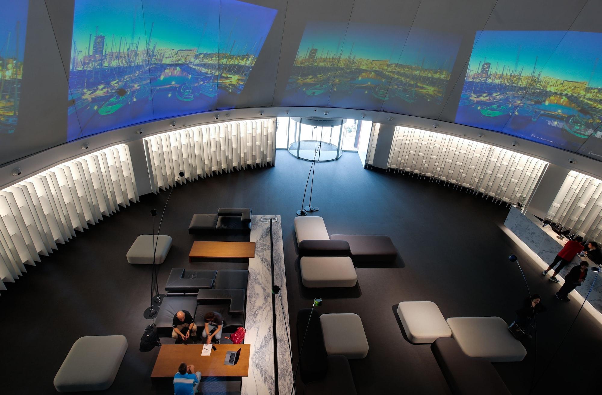 Vista Lobby Barcelona Airport Hotel