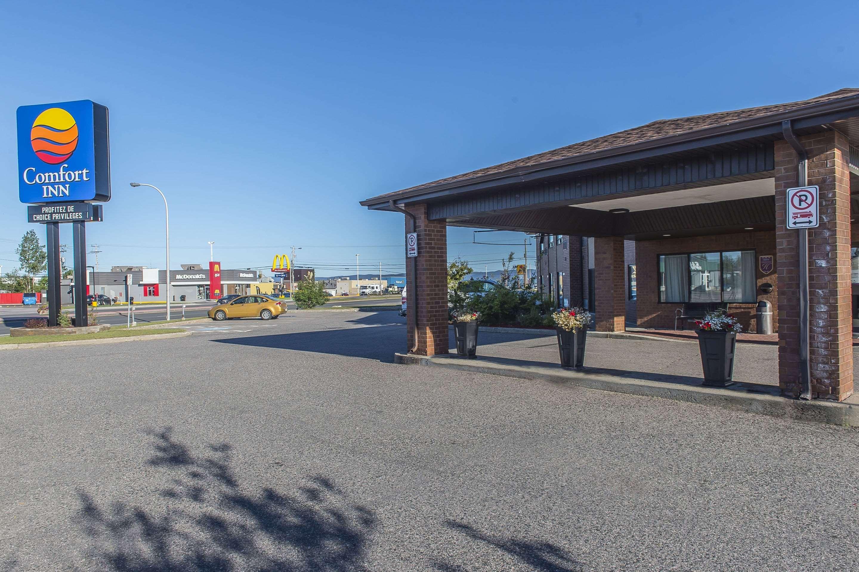 Vista Exterior Comfort Inn Sept-Iles