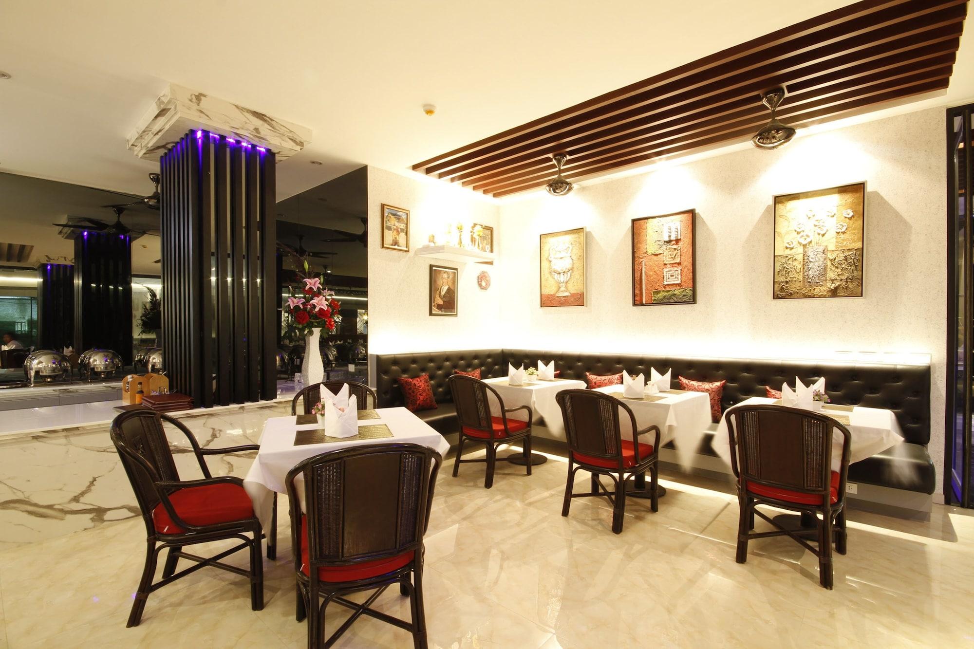 Restaurant Hemingways Silk Hotel