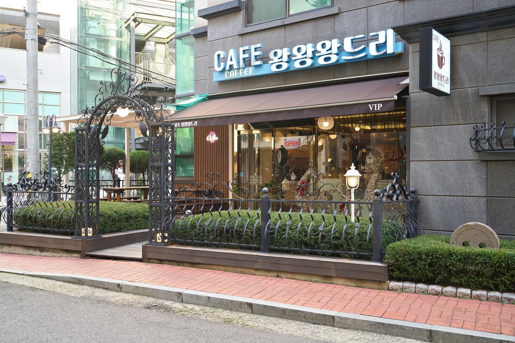Vista Exterior Yeongdeungpo VIP Hotel