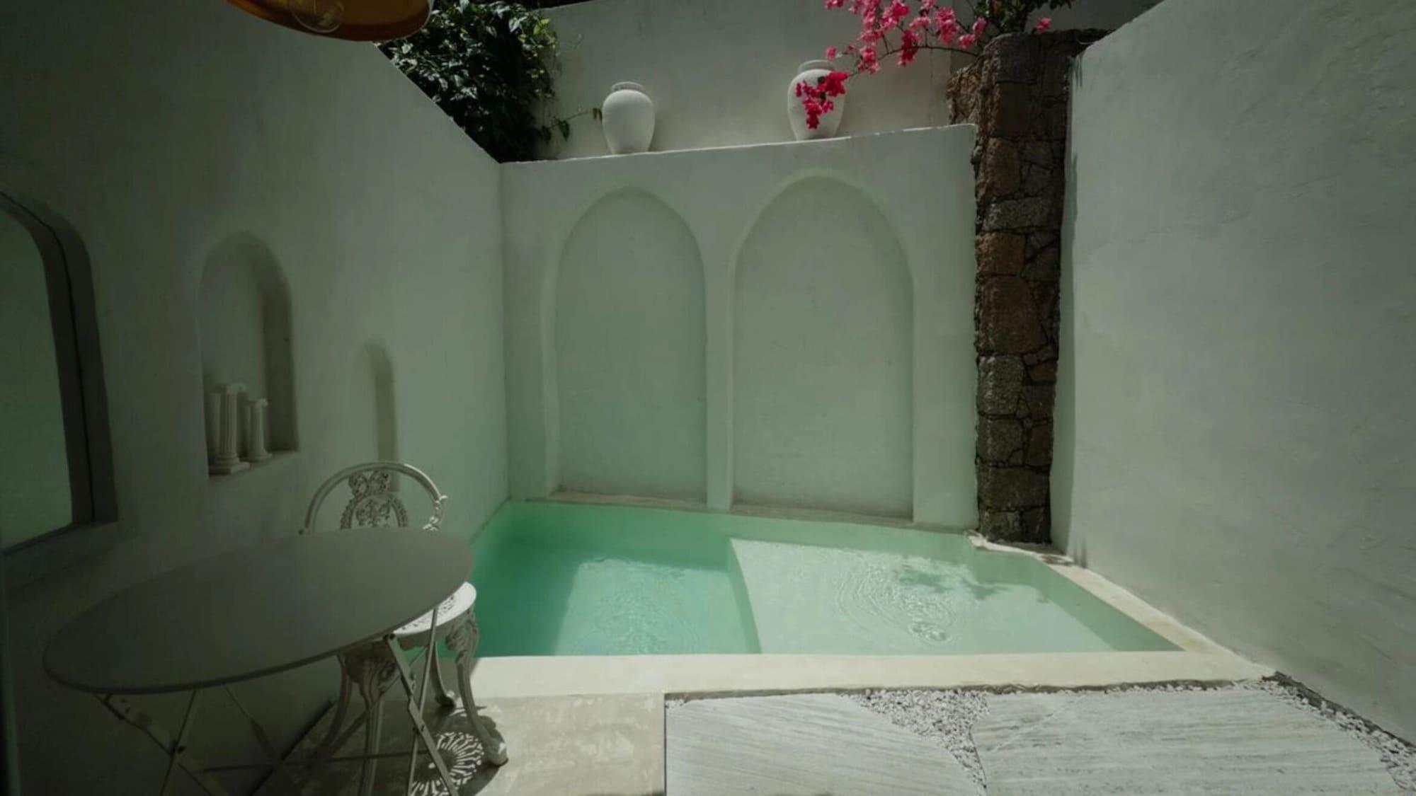 Vista Piscina CasaIvan